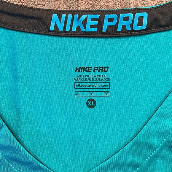 Nike Pro Green Top - Picture 3 of 3